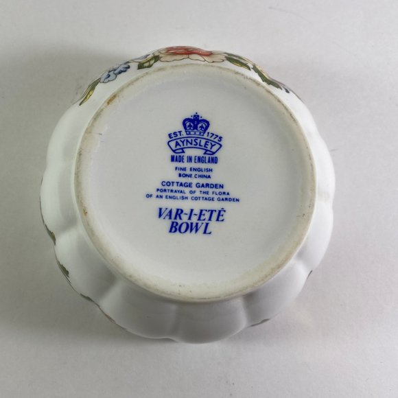 Vintage 1960's Aynsley AYNSLEY Bone VAR-I-ETE Bowl Garden with butterflies - Picture 8 of 8